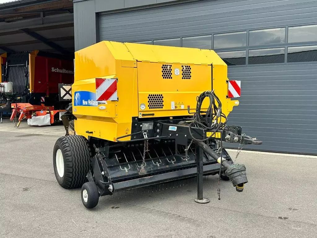 New Holland BR6090 Πρέσσα 17.500 €