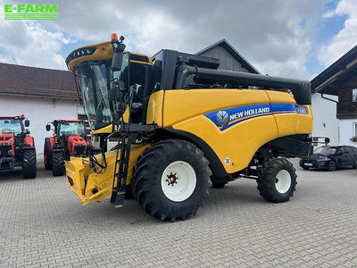 E-FARM: New Holland CX5.80 - Combine harvester - id TYW3M3D - €225,000 - Year of construction: 2023 - Engine hours: 5,Engine power (HP): 258,Germany