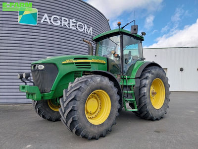 E-FARM: John Deere 7820 - Tractor - id 8DSRIQS - €47,000 - Year of construction: 2005 - Engine hours: 9,220,Engine power (HP): 192,France