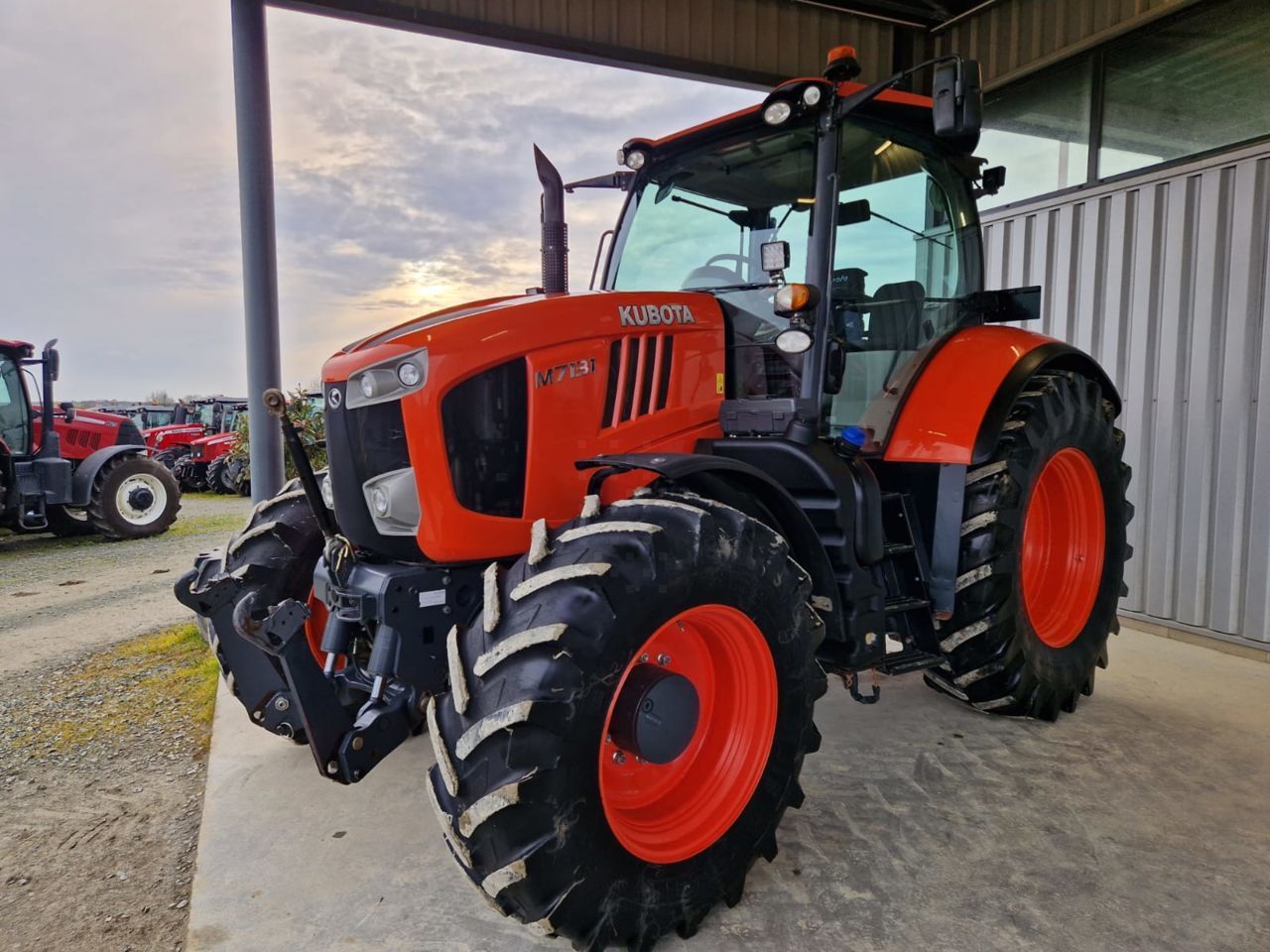 Kubota M7131 Tractor 49.500 €
