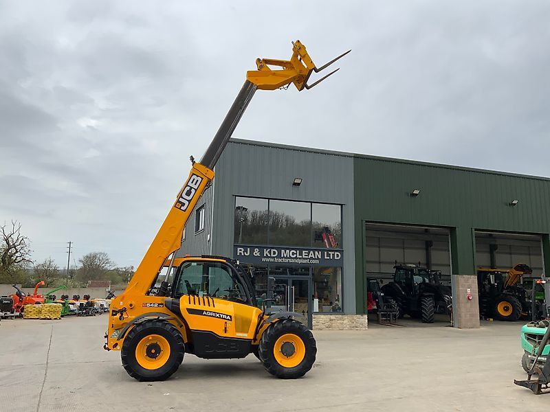 JCB 542-70 Teleskoplader 80.707 €