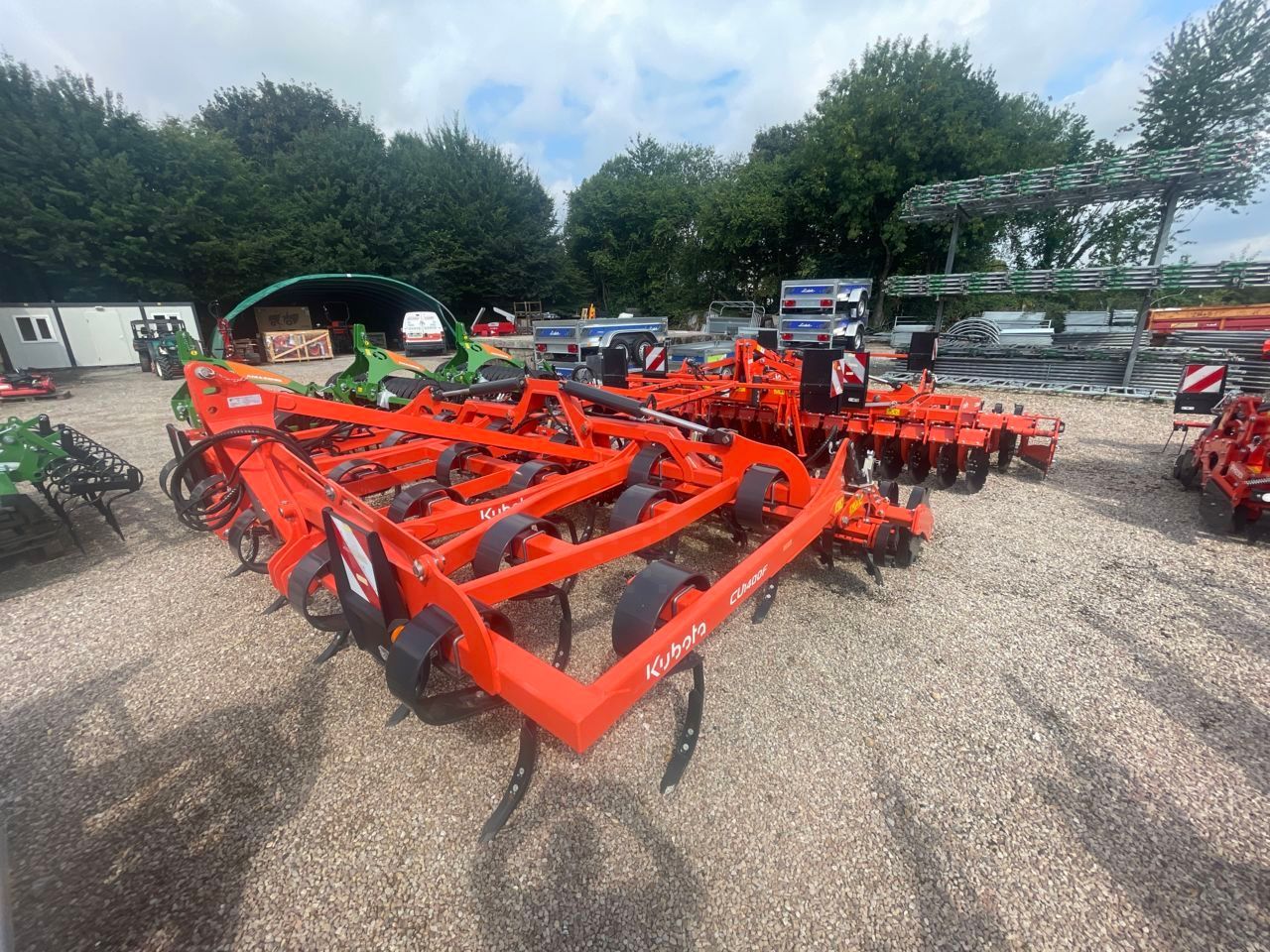 E-FARM: Kubota cu 1400 f - Культиватор - id VJFSGXN - Год выпуска: 2023 - Франция