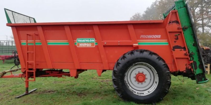 E-FARM: Deguillaume - Roztrząsacz obornika i kompostu - id WXWK75U - 11 000 € - Rok produkcji: 2001 - Francja