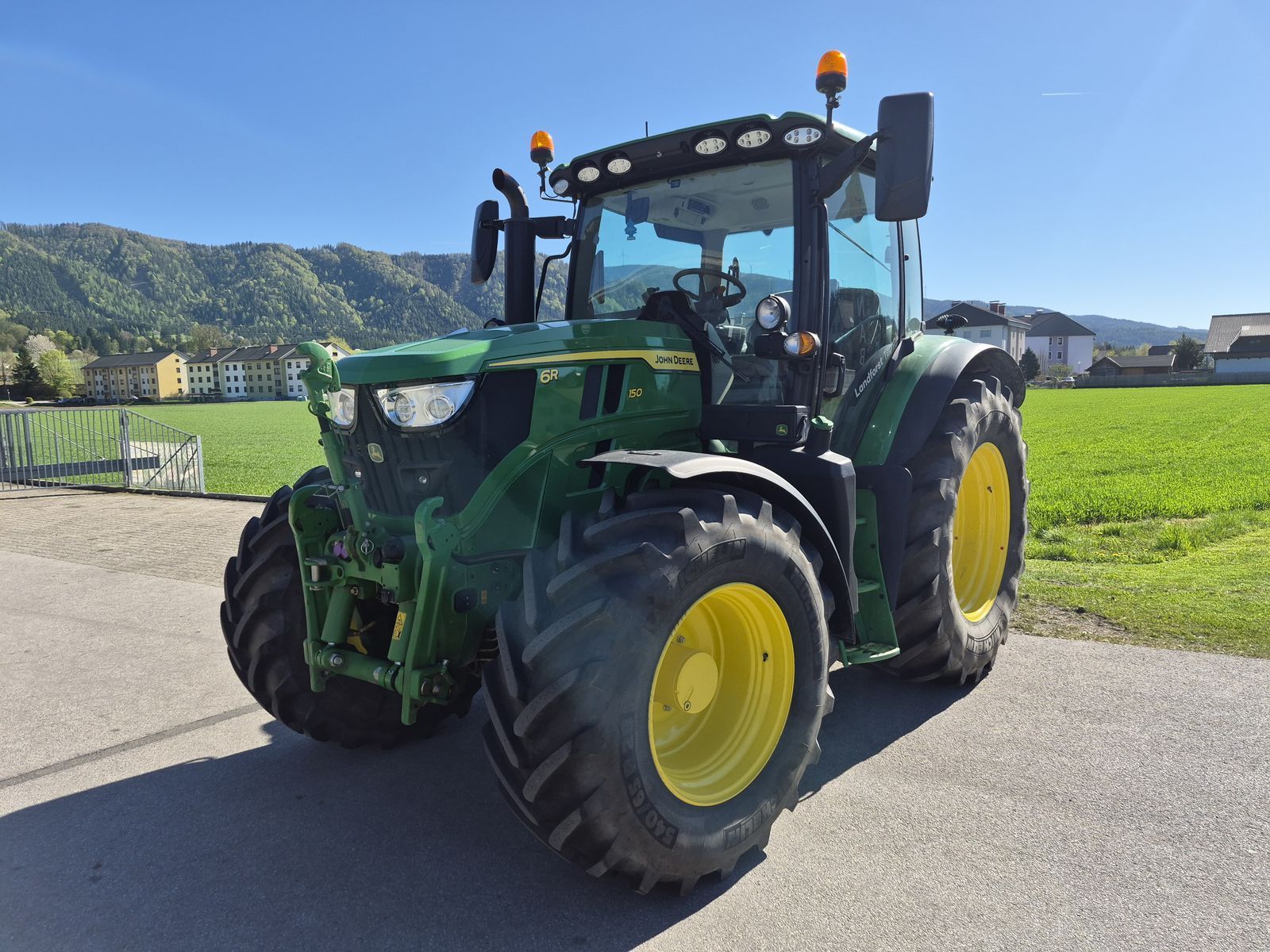 John Deere 6R 150 Trattore 119.917 €