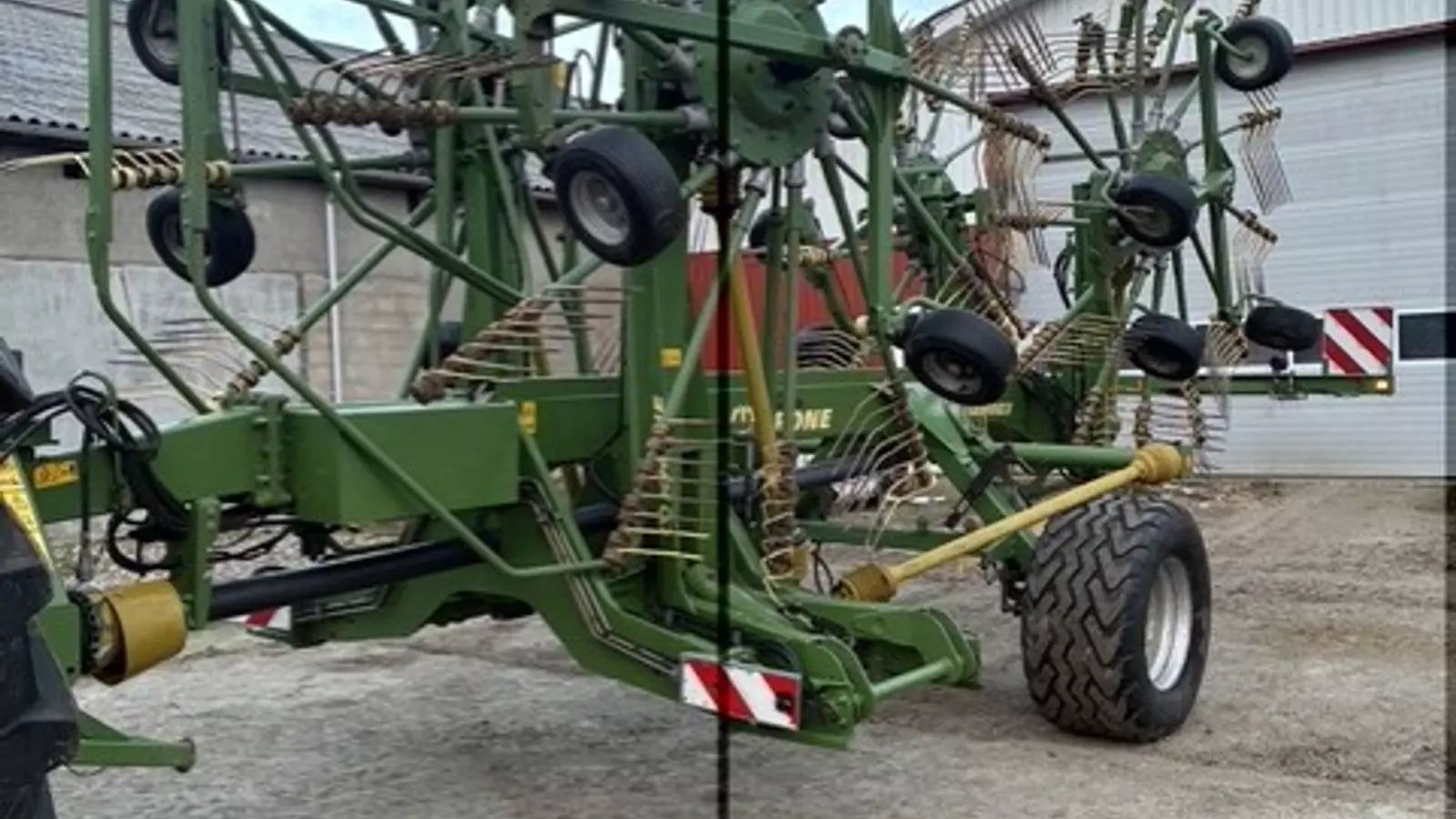 Krone Swadro 1400 Rastrillo 17.396 €