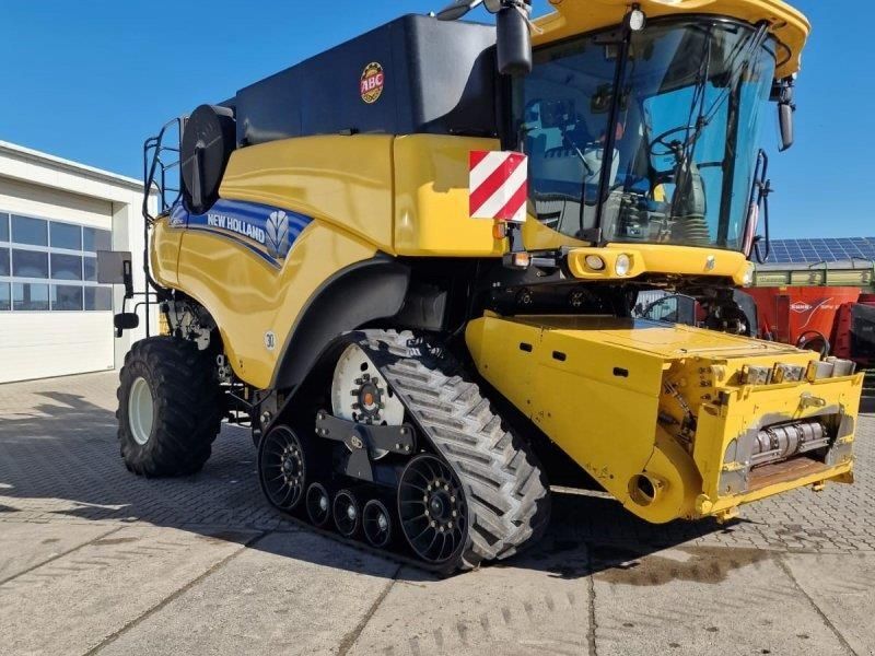 New Holland CR 9090 Mejetærsker 95.000 €