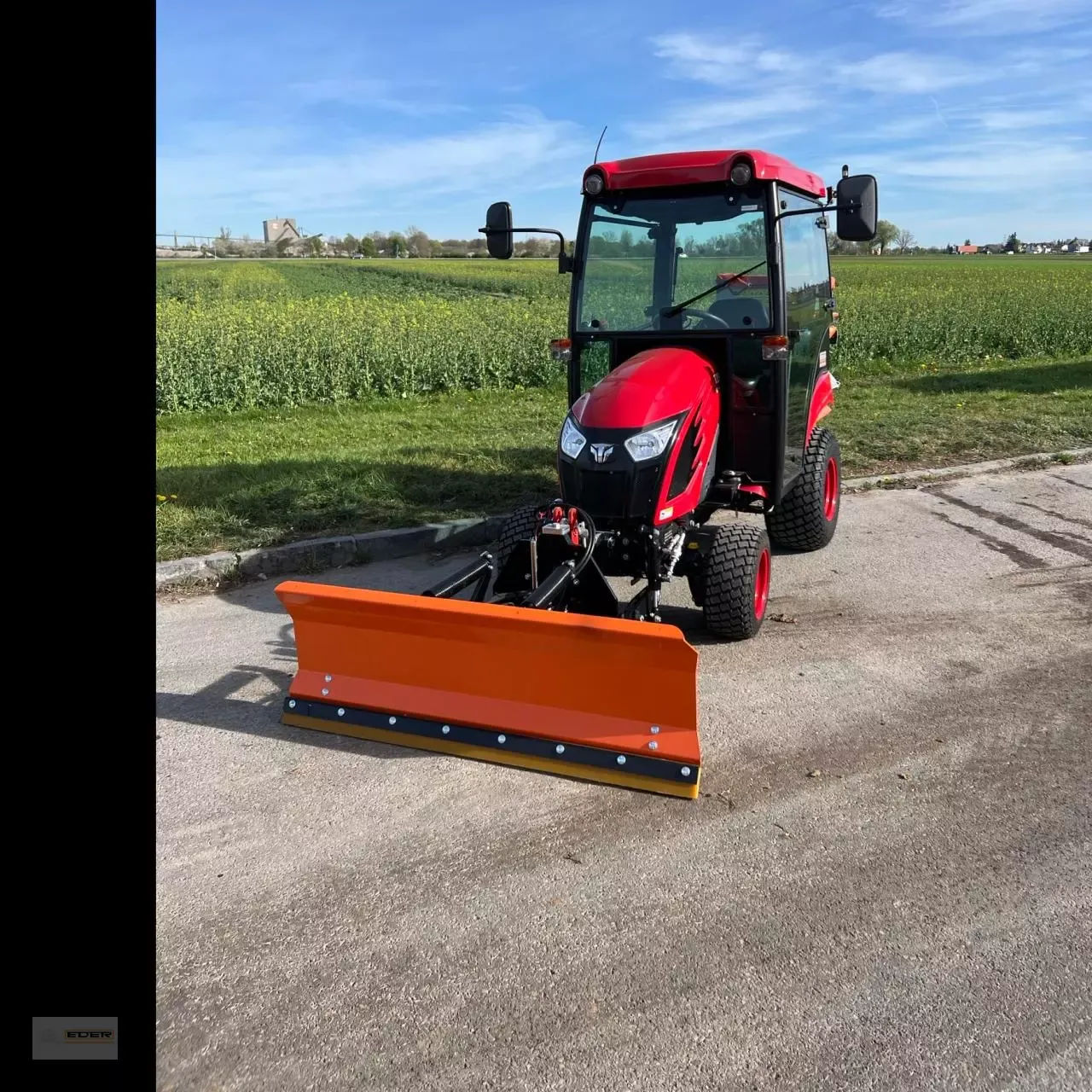 E-FARM: sonstige tym t 194 winterdienst - Equipamiento municipal - id BEJZRTW - 20.167 € - Alemania