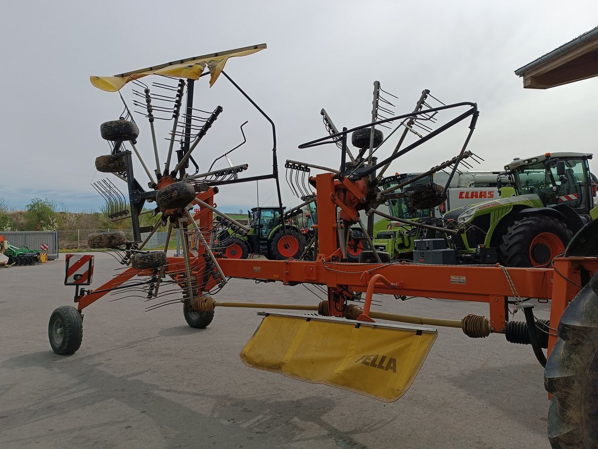 E-FARM: FELLA TS 1402 - Faneuse - id RHB8RSP - 10 177 € - Année: 2005 - Autriche