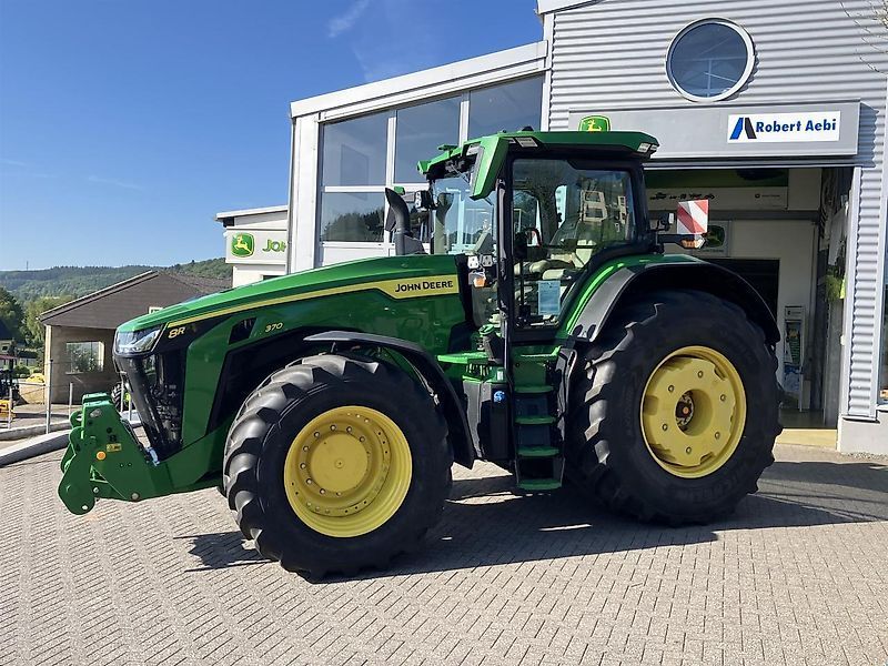 John Deere 8R 370 Tractor €255,000