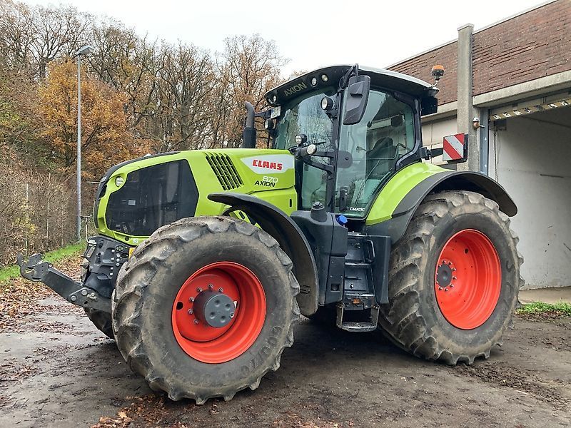 Claas Axion 870 CMATIC CEBIS Tractor 99.000 €