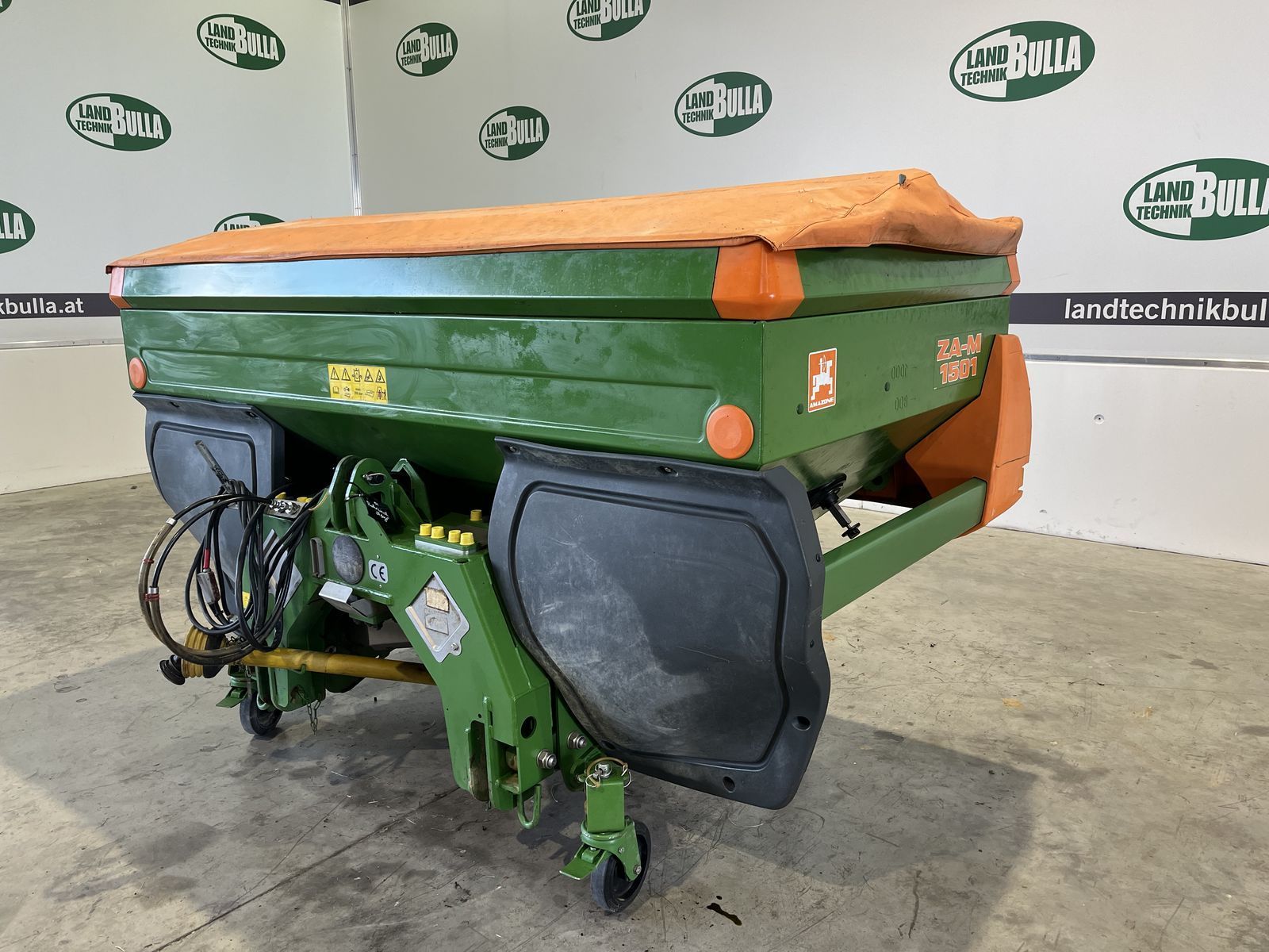 E-FARM: Amazone ZA-M 1501 - Düngerstreuer - id NUVCD8A - 8.142 € - Baujahr: 2010 - Österreich