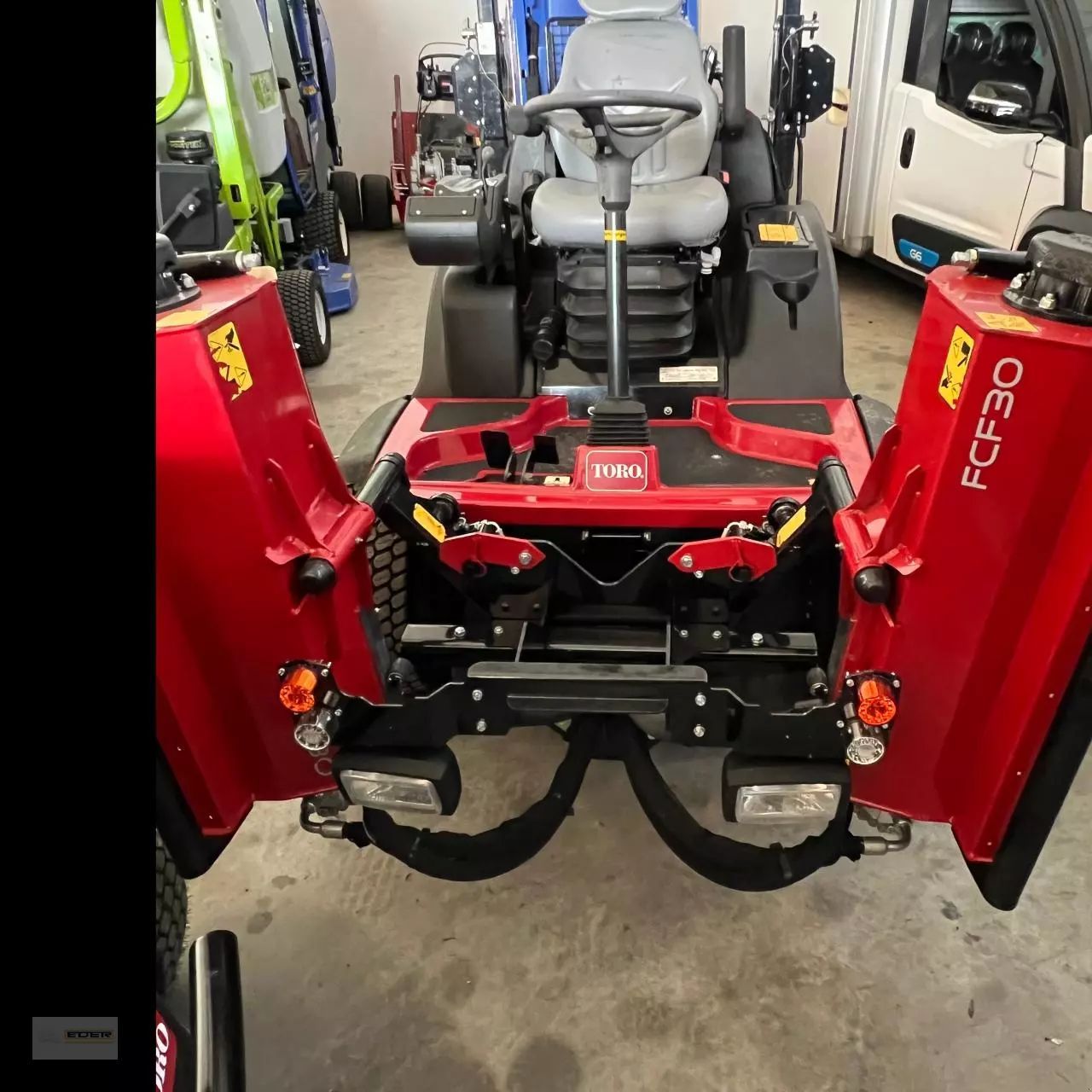 E-FARM: TORO lt-f 3000 - Tondeuse - id ESMGVSX - 36 990 € - Année: 2020 - Allemagne