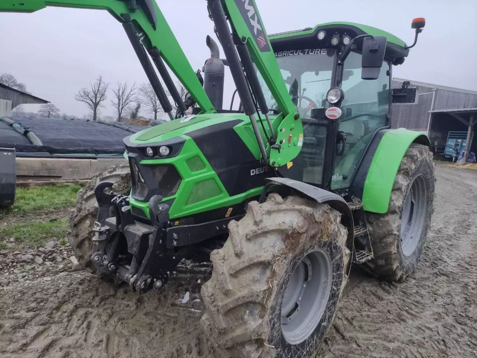Deutz-Fahr 6135 C TTV Traktor 77.000 €