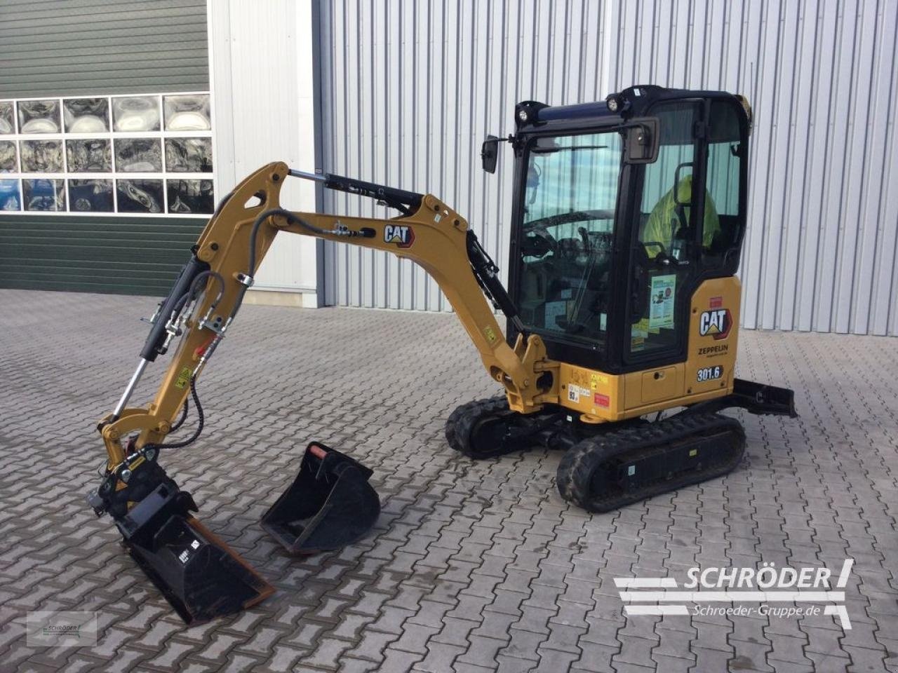 Caterpillar 301.6 excavator €31,500