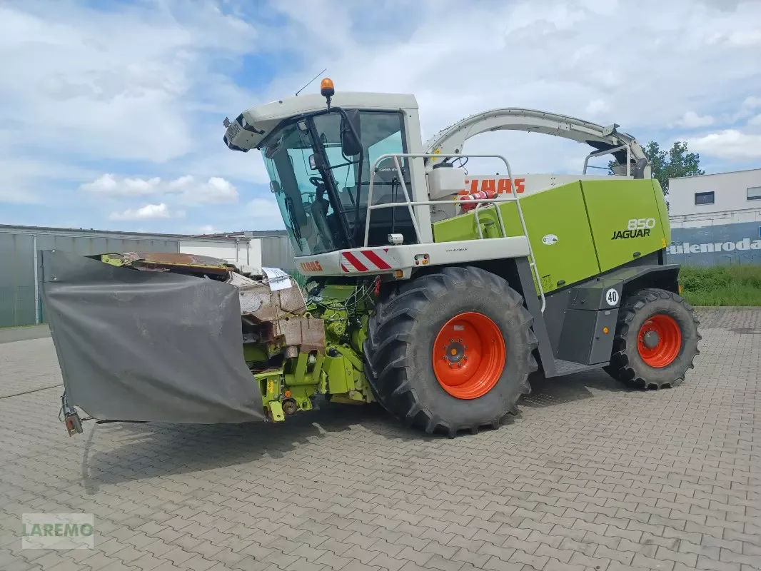 E-FARM: Claas Jaguar 850 - Самоходный кормоуборочный комбайн - id HADKXKR - 138 000 € - Год выпуска: 2012 - Отработанные часы: 4 063,Мощьность двигателя: 412,Германия