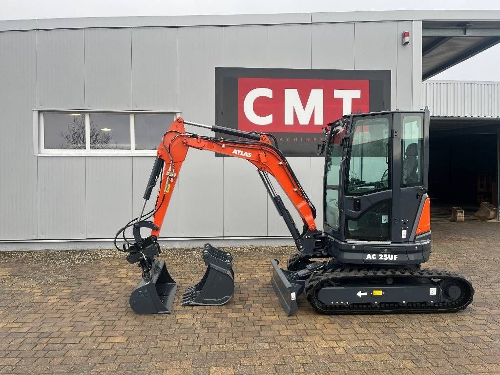 ATLAS ac 25 uf Mini bageri 27 500 €
