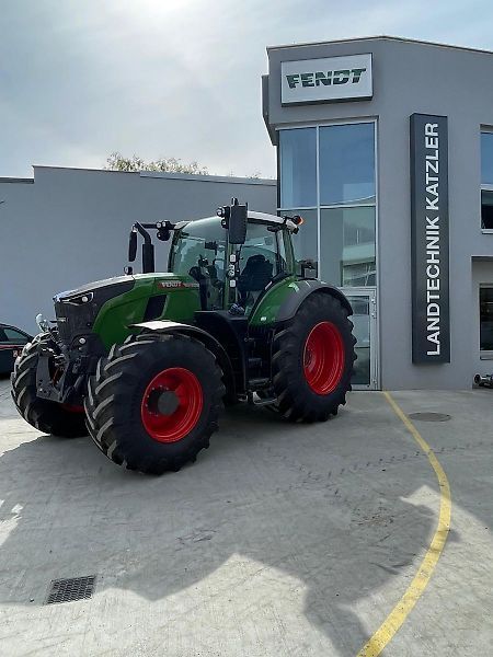Fendt 728 Vario Traktor 279 800 EUR
