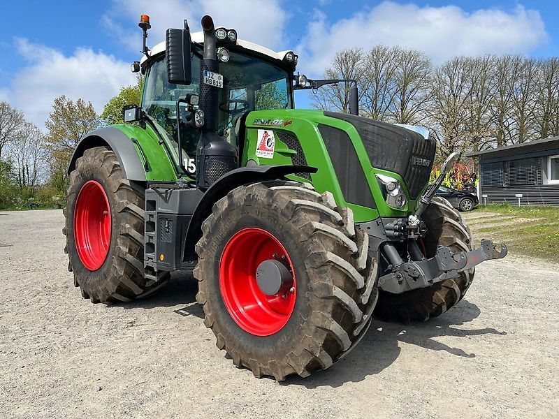 E-FARM: Fendt 828 Vario ProfiPlus - Трактор - id KMLZKTG - 135 500 € - Година на построяване: 2022 - Работни часове на двигателя: 3200,Германия