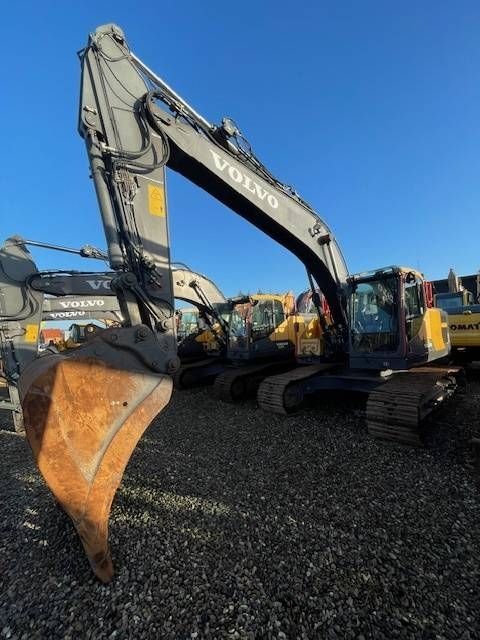 VOLVO ec220el Koparka gąsienicowa