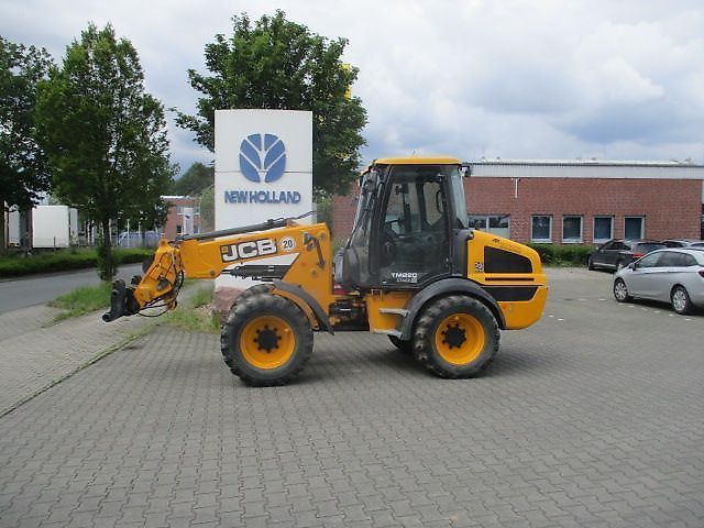 E-FARM: JCB tm 220 teleskopradlader - Chargeuse à roues téléguidée - id GFBXEQE - 60 420 € - Année: 2020 - Lecture du nombre d'heure: 3 100,Allemagne