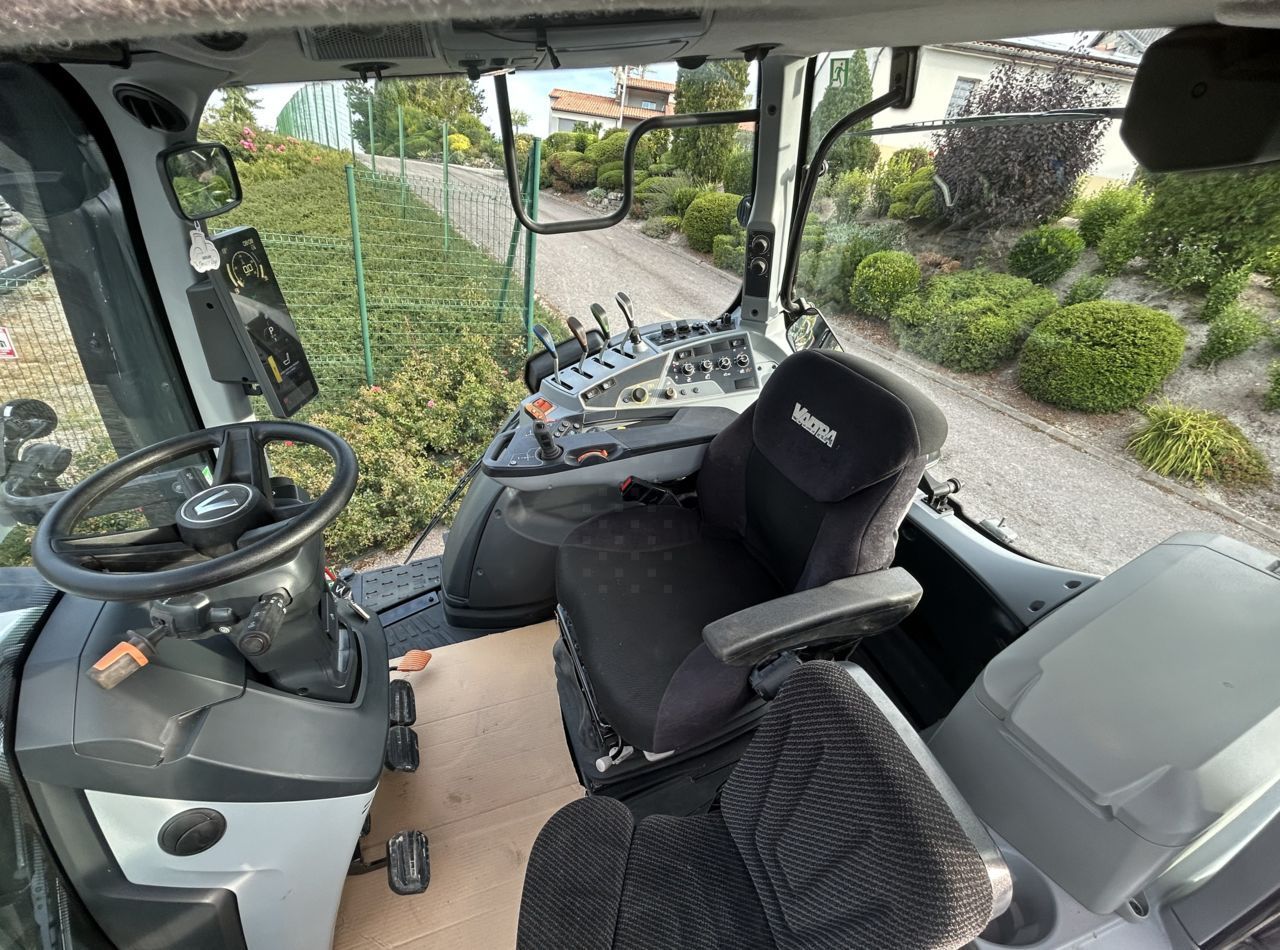 E-FARM: Valtra N155 Active - Τρακτέρ - id TLY61AU - 110.000 € - Χρονία: 2024 - Μετρητής ωρών: 500,Ισχύς κινητήρα: 155,Γαλλία