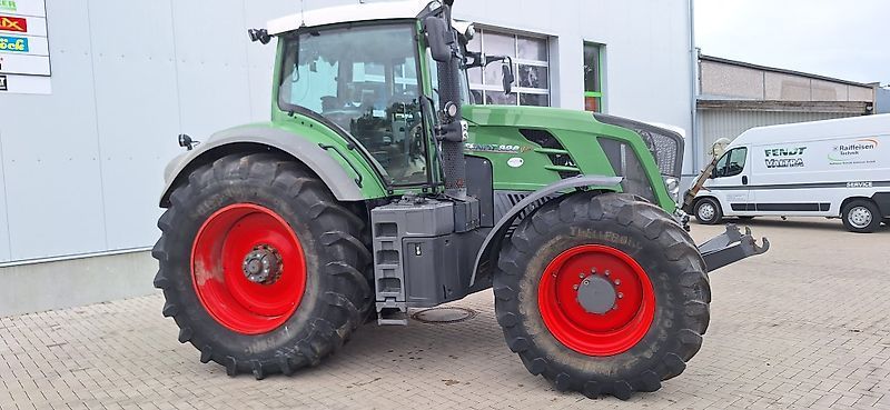 Fendt 828 Vario SCR Tractor €79,950