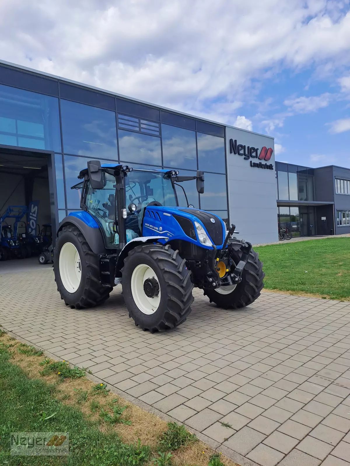 E-FARM: New Holland T5.120 DC - Traktor - id CJVIJPU - 79.990 € - Baujahr: 2025 - Motorleistung (PS): 120,Deutschland