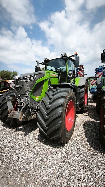Fendt 942 Vario Profi Plus Traktor 289.999 €