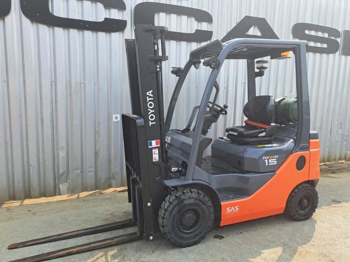 TOYOTA 02 8fgf15 Вилочный погрузчик 17 000 €