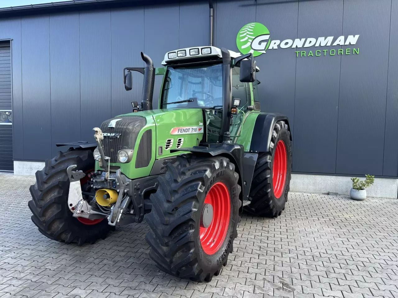 Fendt 718 Vario Traktor 69 500 €