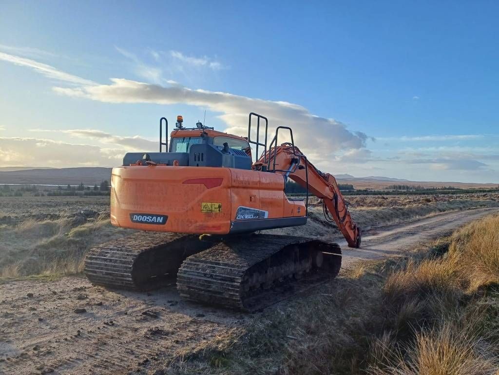 Doosan dx 160 lc - 5 Koparka gąsienicowa 56 652 €