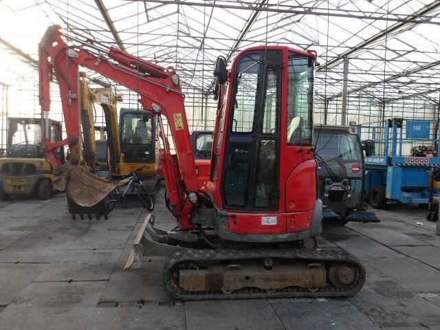 Yanmar vio 26-6 Mini kotrógép 18 750 EUR