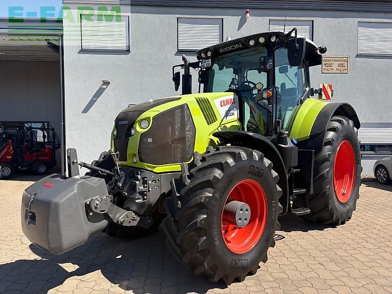 Claas Axion 870 CMATIC Tractor €106,900