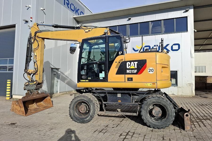 Caterpillar m 315 f Pelleteuse sur roue 69 500 €
