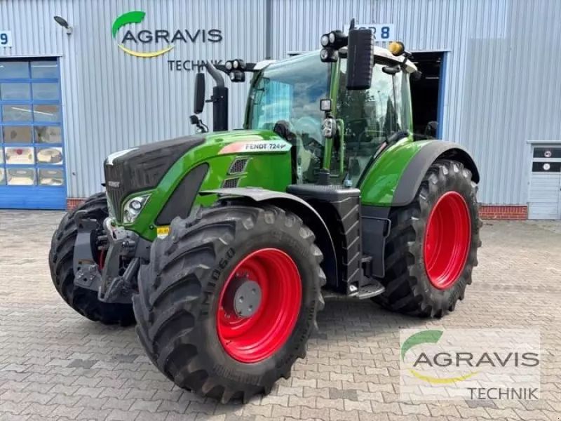 E-FARM: Fendt 724 Vario ProfiPlus - Tracteur - id PC3BEU4 - 131 900 € - Année: 2019 - Lecture du nombre d'heure: 4 793,Puissance du moteur (chevaux): 237,Allemagne