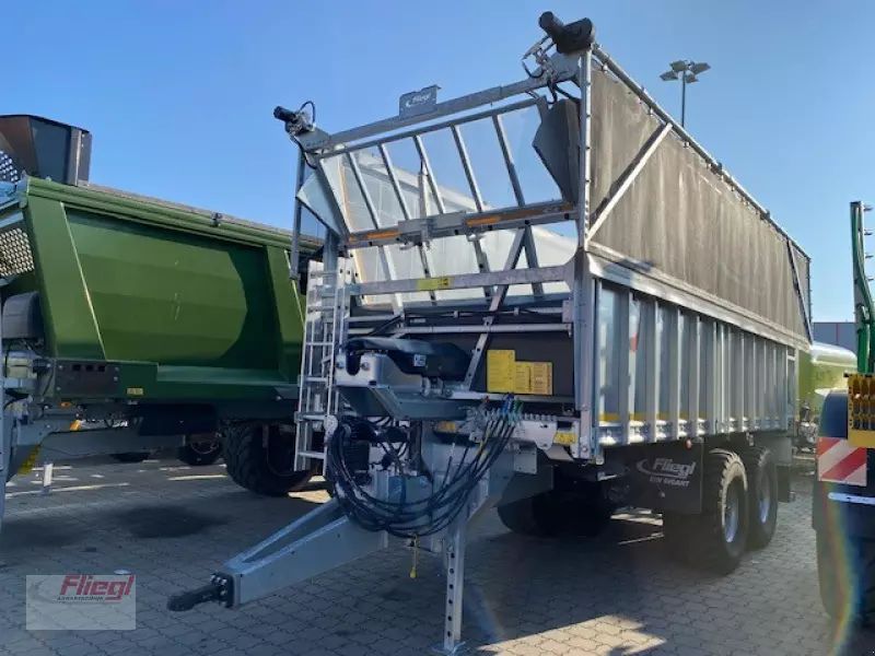 E-FARM: Fliegl asw 271 gigant 65 km/h - Forage transport - id PZ5SAYP - €54,900 - Year of construction: 2023 - Germany