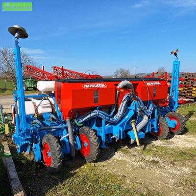 E-FARM: Monosem ng plus m 11 rangs - Precision drill - id UWDSIID - €59,000 - Year of construction: 2022 - France