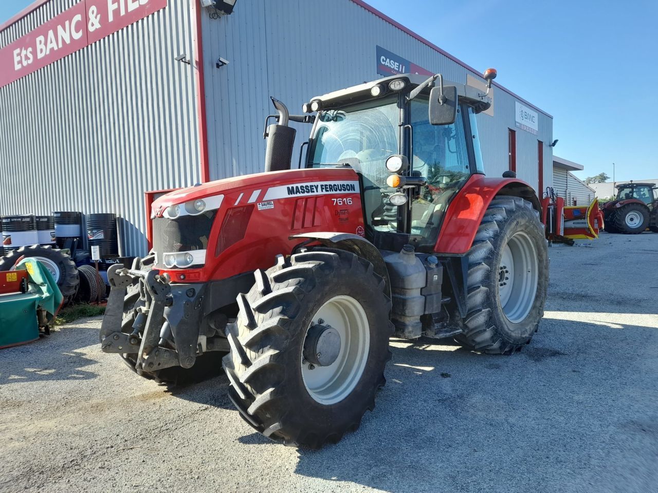 E-FARM: Massey Ferguson 7616 Dyna-6 - Traktor - id AS5AQKX - 59.000 € - Leto izgradnje: 2014 - Število ur motorja: 5.120,Moč motorja (HP): 160,Francija