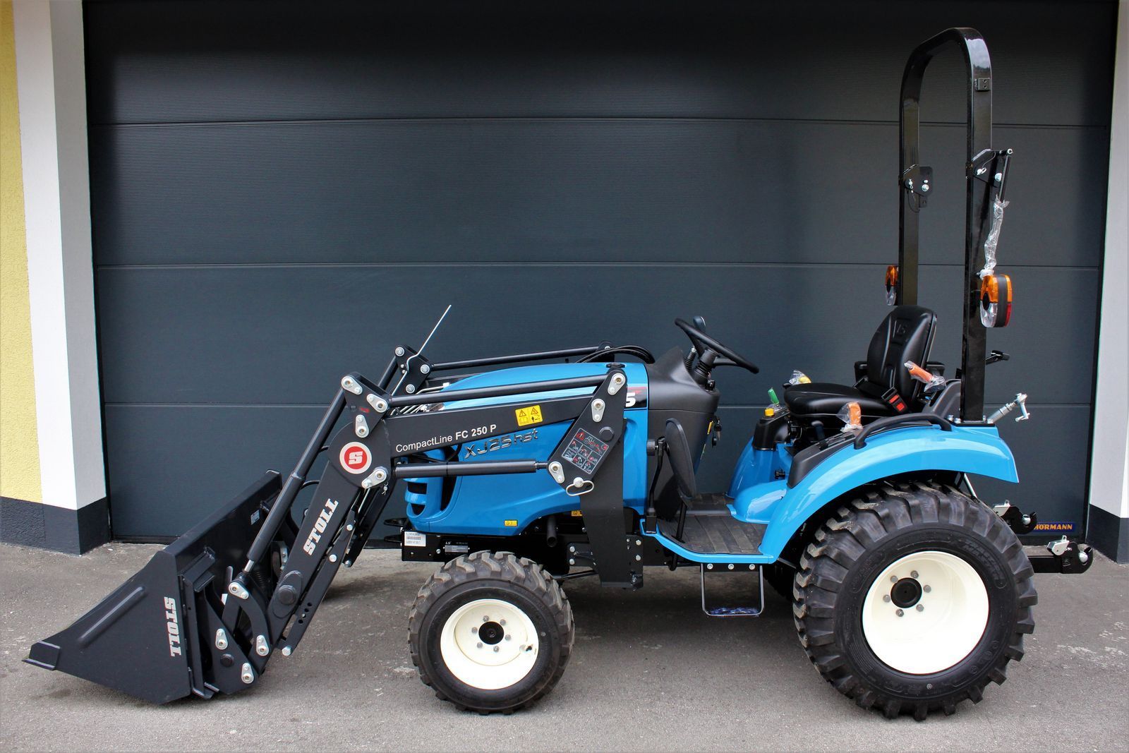LS xj 25 hst Tractor 17.500 €