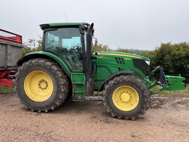 E-FARM: John Deere 6140 R - Traktor - id KQEE6BL - 54 000 € - Rok produkcji: 2014 - Motogodziny: 6000,Moc silnika: 140,Francja