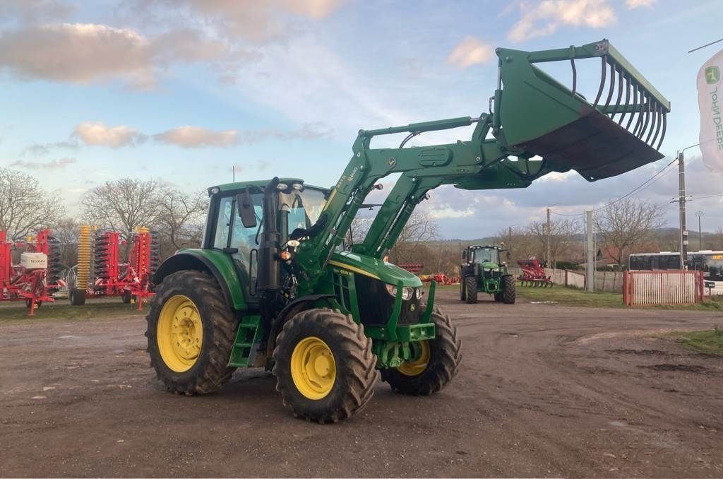 E-FARM: John Deere 6120 M - Traktor - id 6FXWEHF - 105.000 € - Produktionsår: 2023 - Motortimer: 881,Motoreffekt (HP): 120,Frankrig