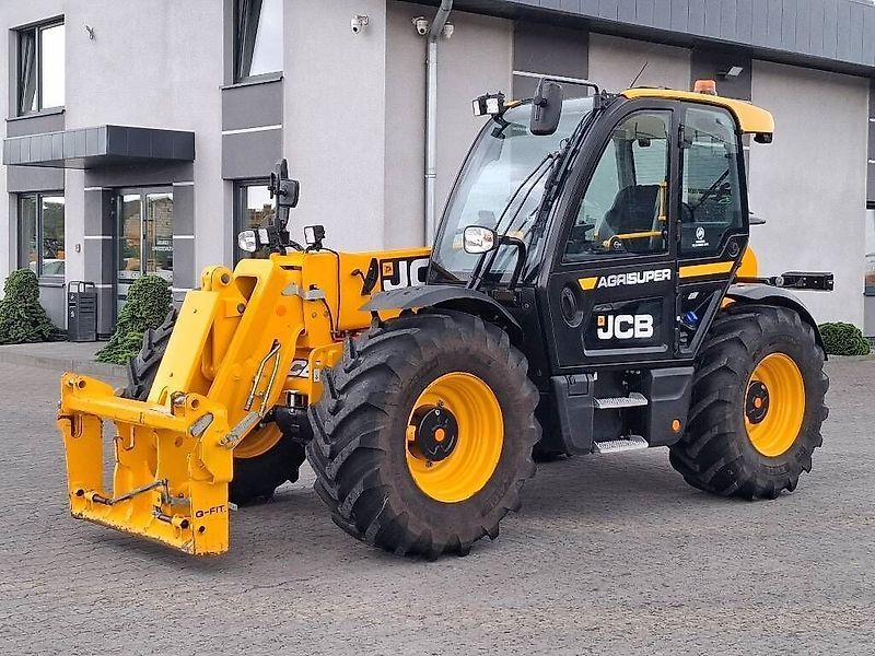 JCB 542-70 AGRI Super Telescopici 75.122 €