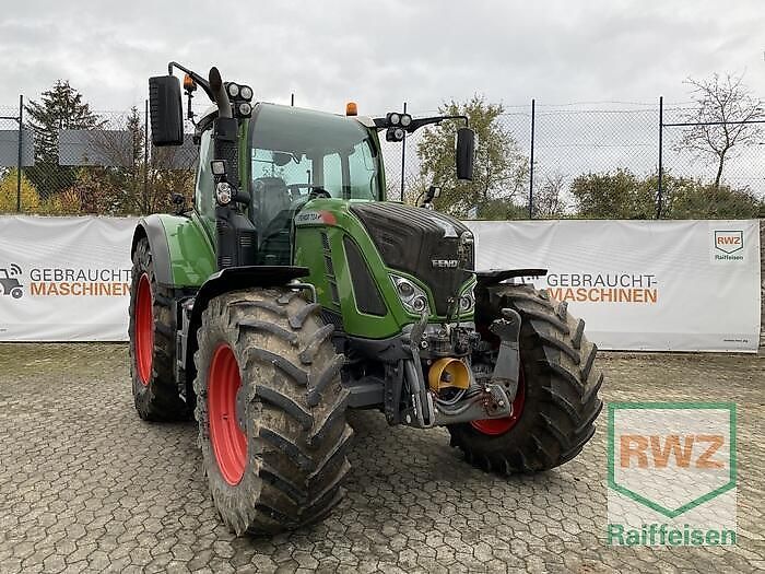 E-FARM: Fendt 724 Vario - Tractor - id TPLI8PY - €135,000 - Year of construction: 2019 - Engine hours: 4,800,Germany