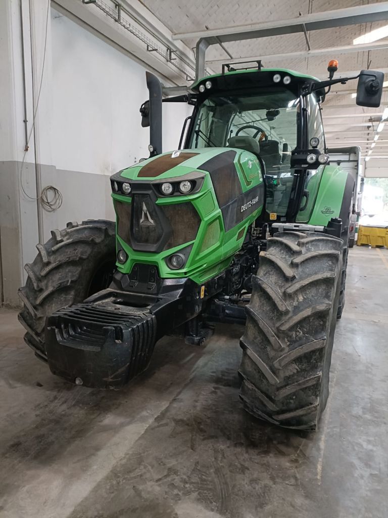 Deutz-Fahr 6165 Tractor €56,000