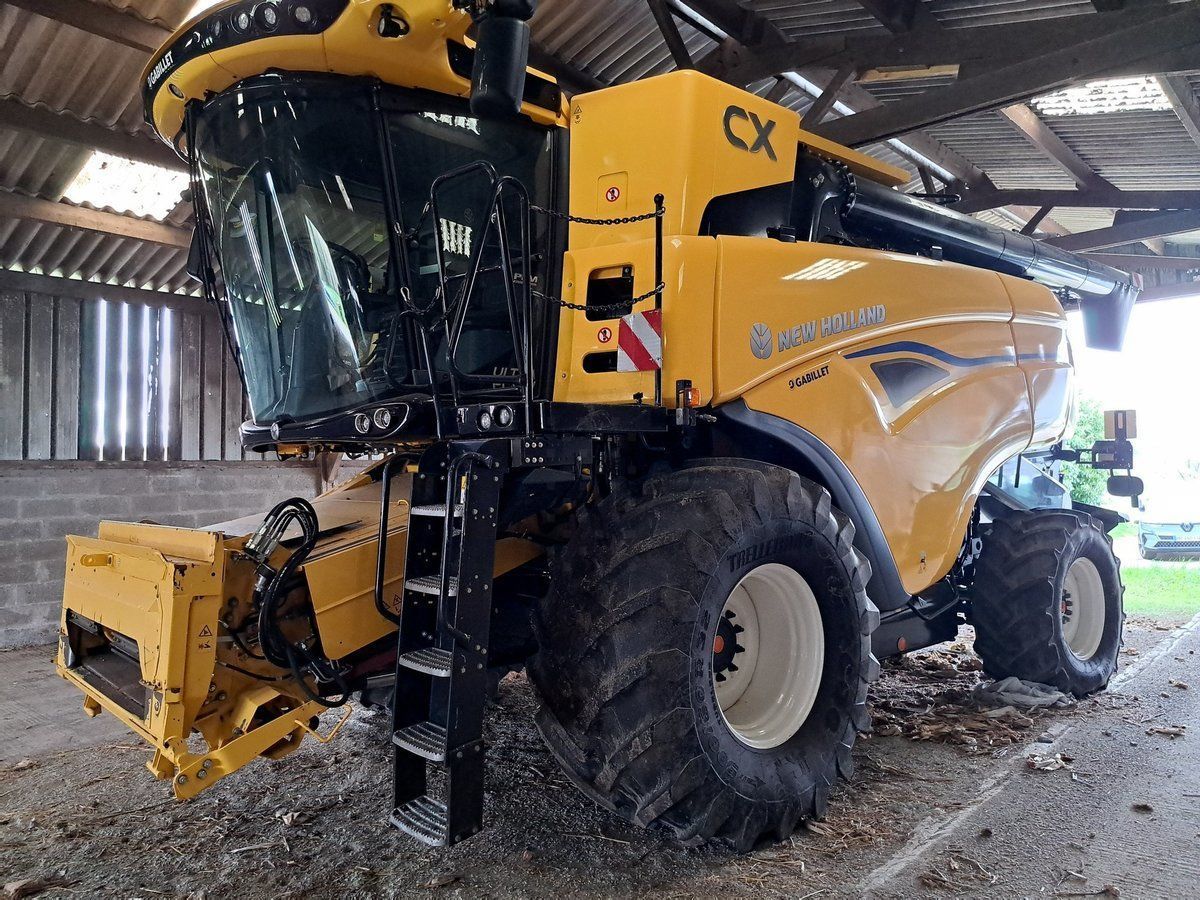 New Holland CX 8.70 Kombajn zbożowy 295 000 €