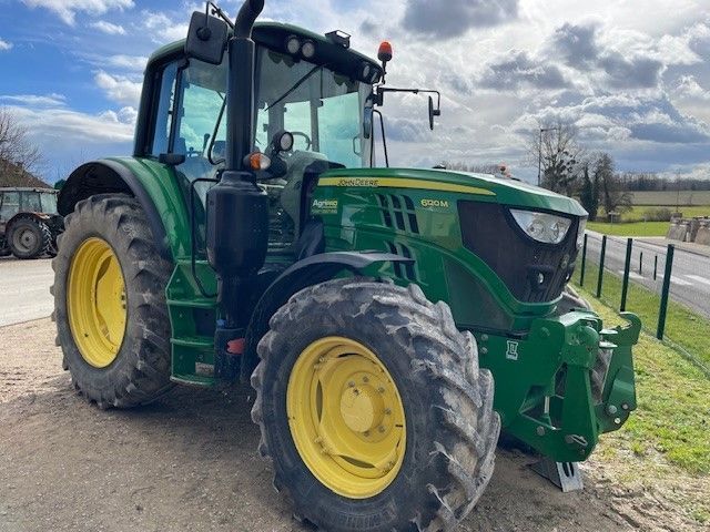 John Deere 6120 M Tractor €55,000