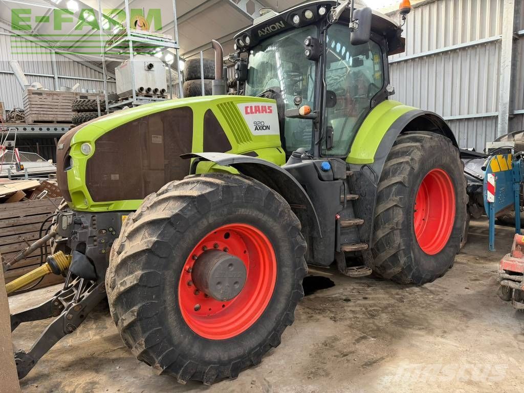 Claas Axion 920 Tractor