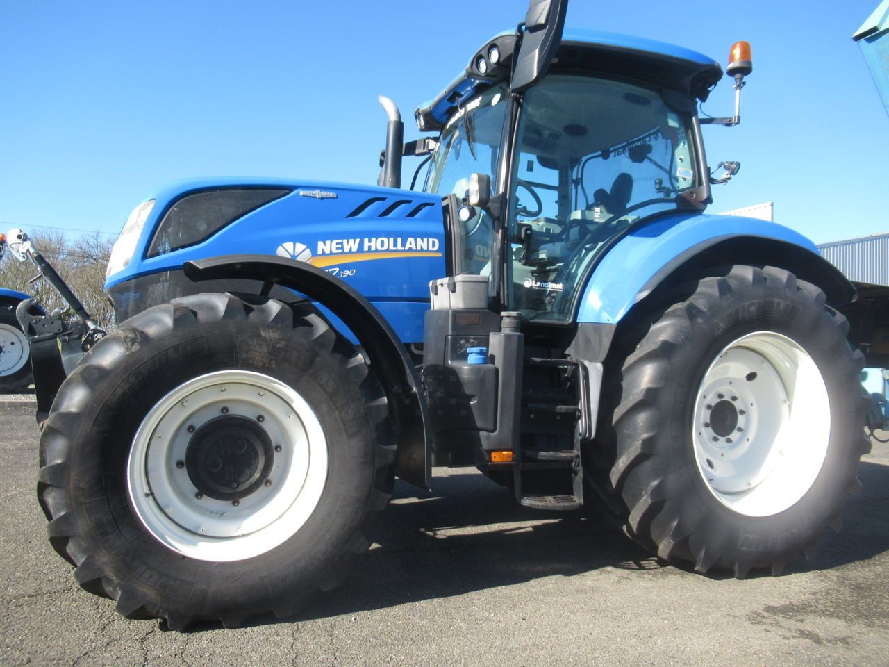 New Holland T7.190 Tractor €83,000
