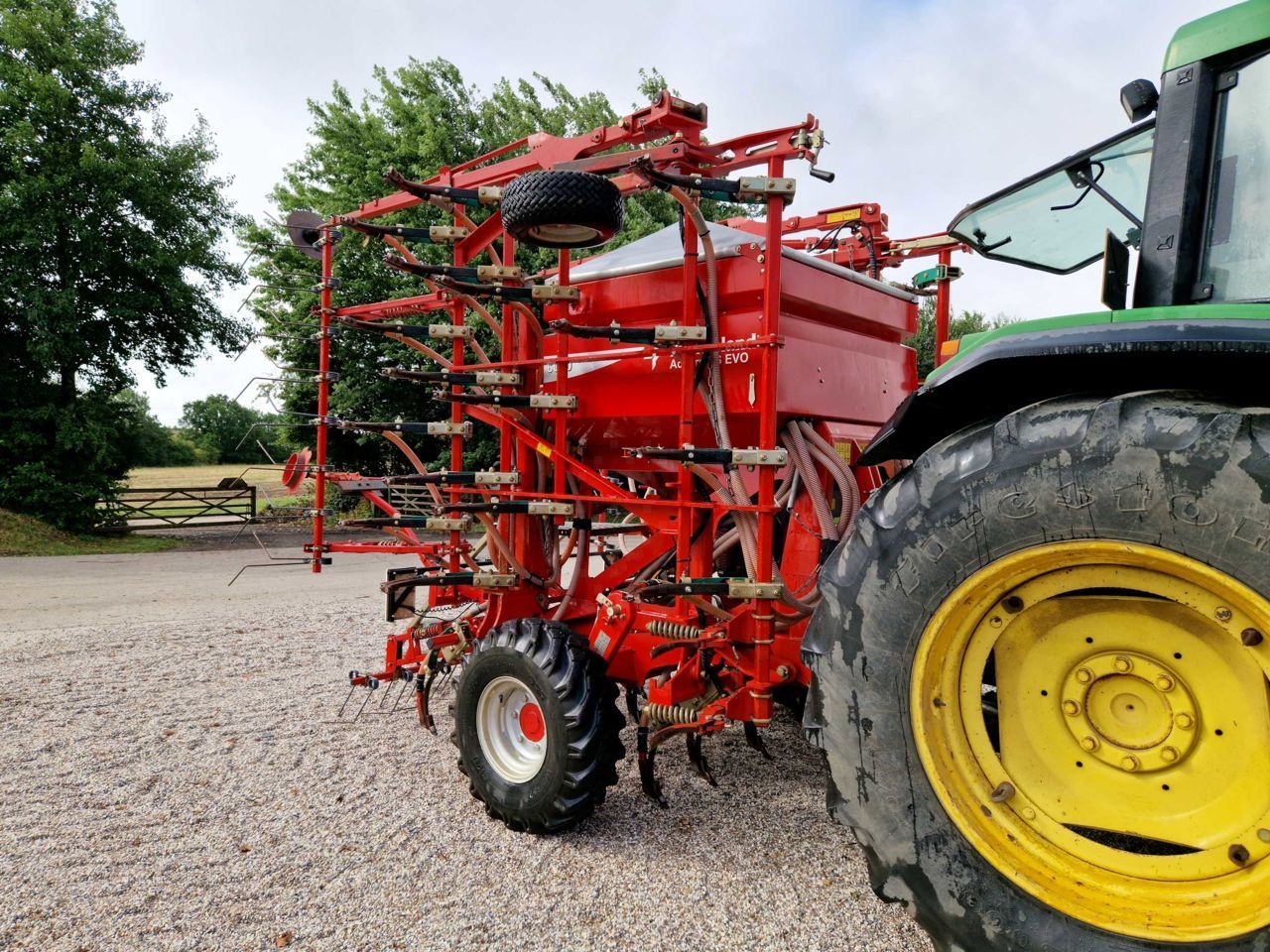 E-FARM: Kverneland evo 6m - Direct Drill - id VEN48MX - €20,571 - Year of construction: 2014 - United Kingdom