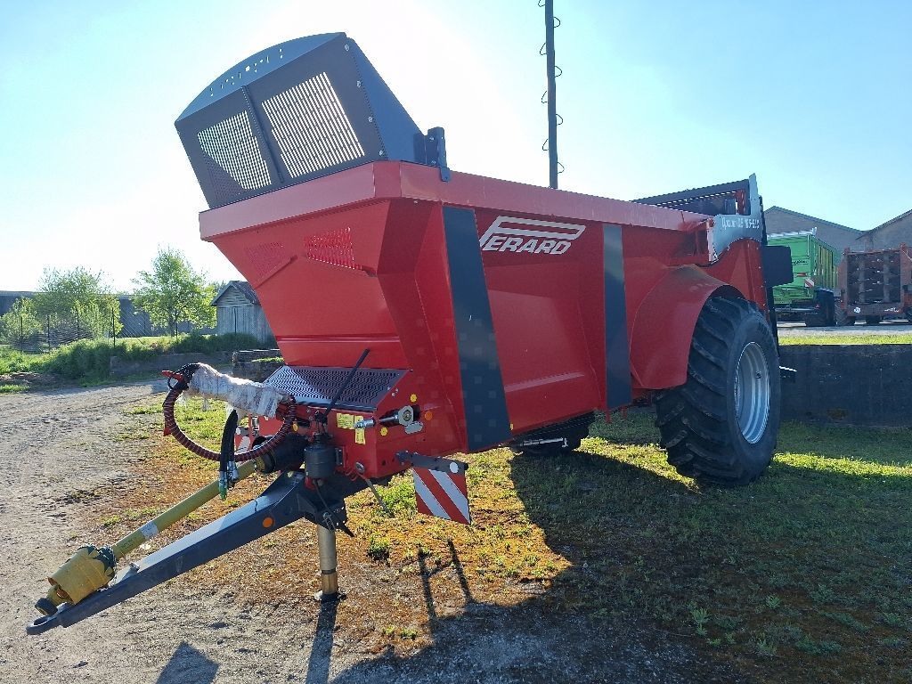 E-FARM: Perard optium ce165-slc - Spandicompost e spandiletame - id RTEJI1Z - Anno di costruzione: 2023 - Francia